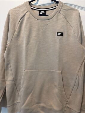 Nike Men’s Crewneck Sweatshirt - Taupe